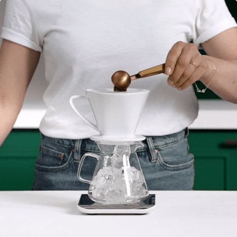Iced_Pour-Over-step-2